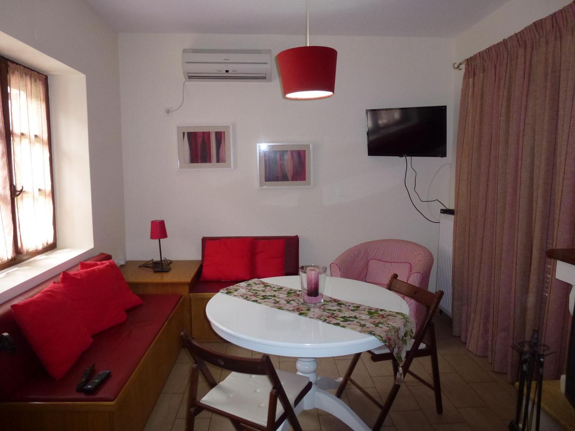 Karantonis House Apartment Leonidio Room photo