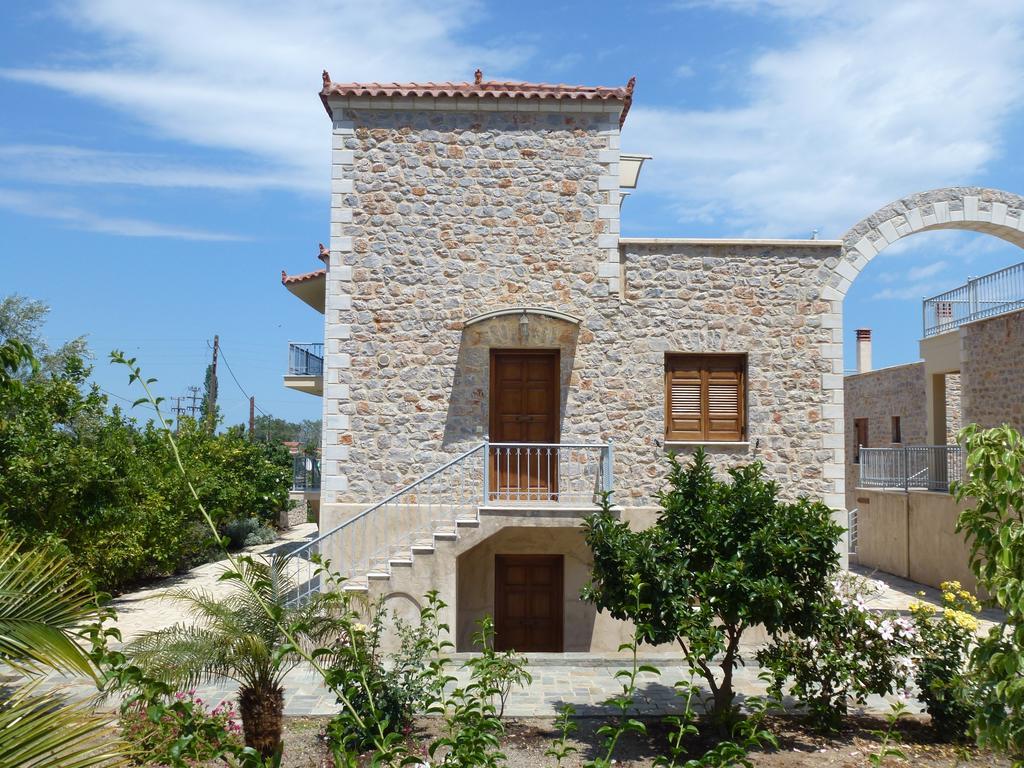 Karantonis House Apartment Leonidio Exterior photo